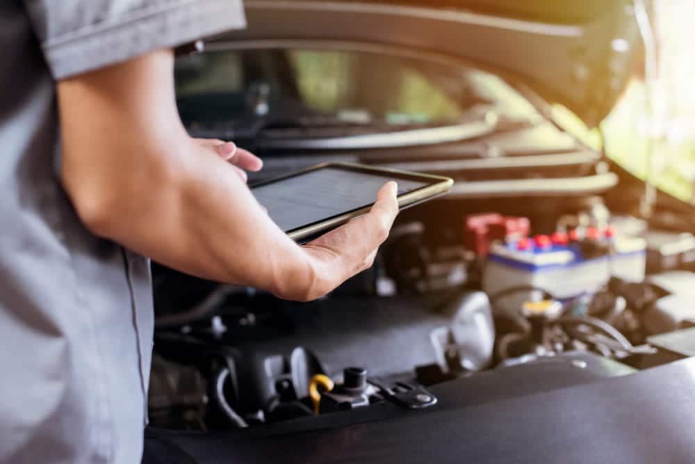 Réparation électronique de voiture, Carrosserie Stelo à Aigues-mortes